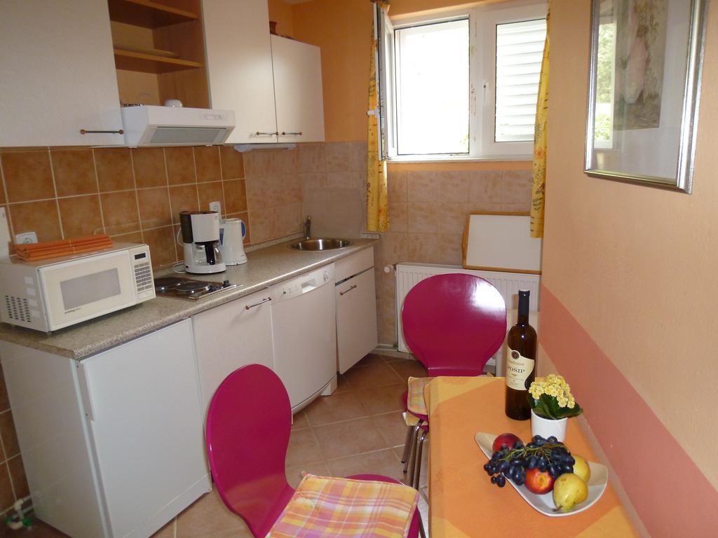 Apartments Helena Orebic Ngoại thất bức ảnh