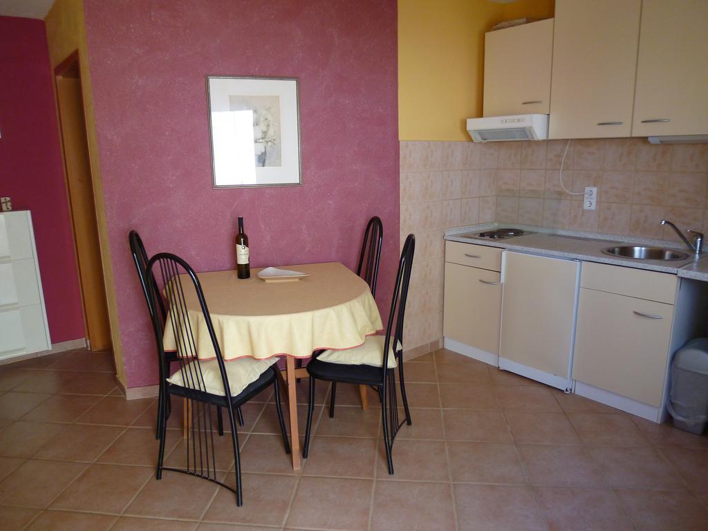 Apartments Helena Orebic Ngoại thất bức ảnh